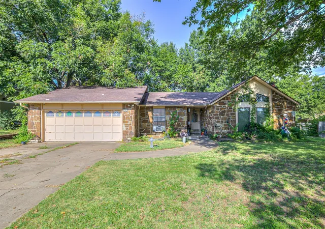 Photo 1 of Single family home for sale at 11412 S Douglas Ave, Jenks, OK 74037 | MLS# 2633215 | Listing updated on 2026-09-09