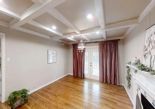 Photo 3 of Single family home for sale at 1818 6th Avenue Sw, Ardmore, OK 73401 | MLS# 2633220 | Listing updated on 2026-09-09