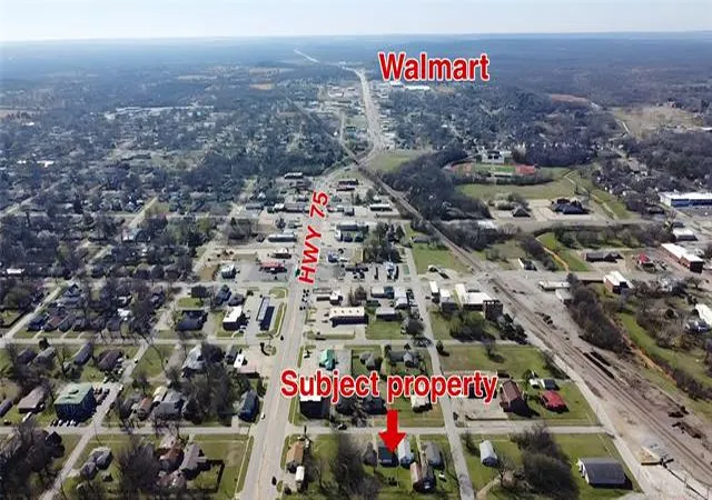 Photo 3 of Single family home for sale at 907 E 3rd Street, Okmulgee, OK 74447 | MLS# 2633219 | Listing updated on 2026-09-09