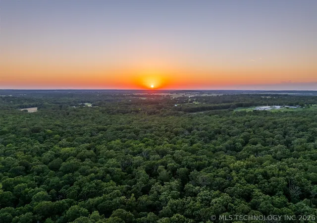 Photo 2 of Sale Pending at 56 S 4240 Road, Chelsea, OK 74016 | MLS# 2633218 | Listing updated on 2026-09-08