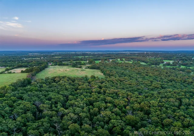 Photo 4 of Sale Pending at 56 S 4240 Road, Chelsea, OK 74016 | MLS# 2633218 | Listing updated on 2026-09-08