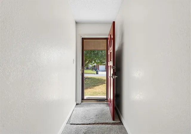 Photo 3 of Single family home for sale at 621 Osage St Nw, Ardmore, OK 73401 | MLS# 2632773 | Listing updated on 2026-09-11