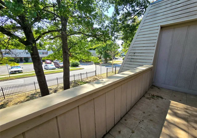 Listing Photo 2 - Condo for sale in building located at 6622 S Zunis Ave, Tulsa, OK 74136 - Unit #3E10