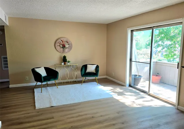 Listing Photo 5 - Condo for sale in building located at 6622 S Zunis Ave, Tulsa, OK 74136 - Unit #3E10