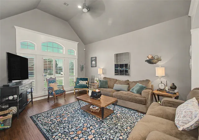 Photo 4 of Single family home for sale at 3908 Crestview Dr, Muskogee, OK 74403 | MLS# 2633243 | Listing updated on 2026-09-09