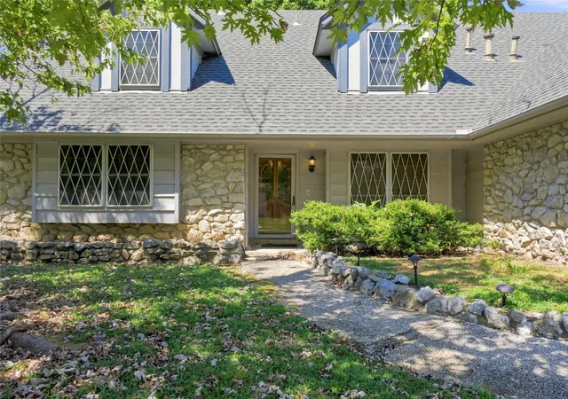 Photo 4 of Single family home for sale at 2514 S 96th E Eastavenue, Tulsa, OK 74129 | MLS# 2633254 | Listing updated on 2026-09-10