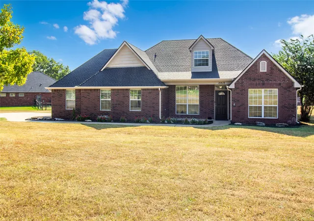 Photo 1 of Single family home for sale at 18818 E 80th Street N, Owasso, OK 74055 | MLS# 2633242 | Listing updated on 2026-09-11