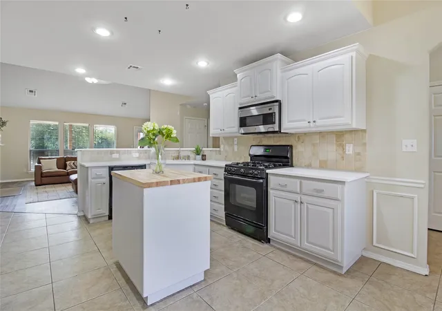 Photo 4 of Single family home for sale at 18818 E 80th Street N, Owasso, OK 74055 | MLS# 2633242 | Listing updated on 2026-09-11