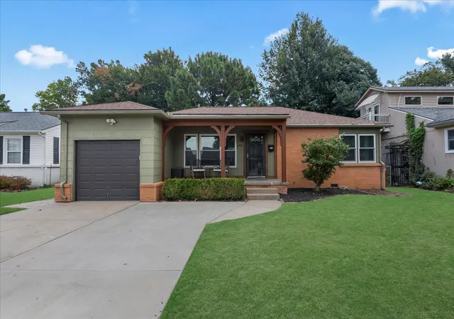 Photo 1 of Single family home for sale at 4937 S Quincy Ave, Tulsa, OK 74105 | MLS# 2633222 | Listing updated on 2026-09-11