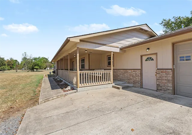 Photo 3 of Sale Pending at 30850 S 550 Road, Cookson, OK 74427 | MLS# 2632955 | Listing updated on 2026-09-28