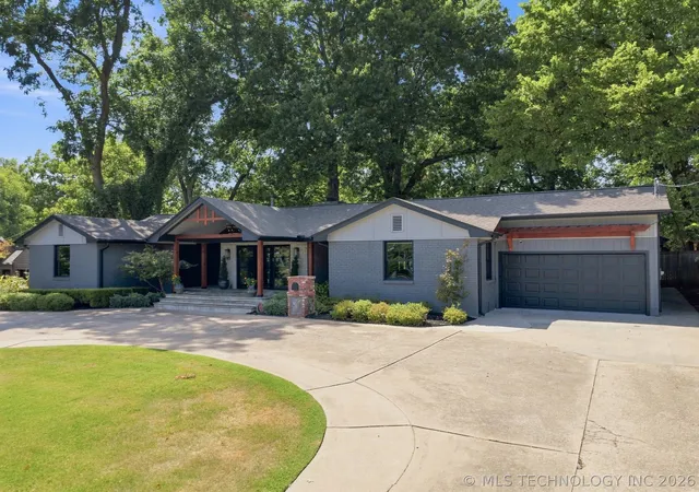 Photo 2 of Single family home for sale at 4650 S Columbia Pl, Tulsa, OK 74105 | MLS# 2633189 | Listing updated on 2026-09-11