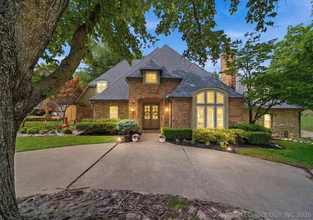 Photo 2 of Single family home for sale at 10202 S Knoxville Ave, Tulsa, OK 74137 | MLS# 2633249 | Listing updated on 2026-09-13