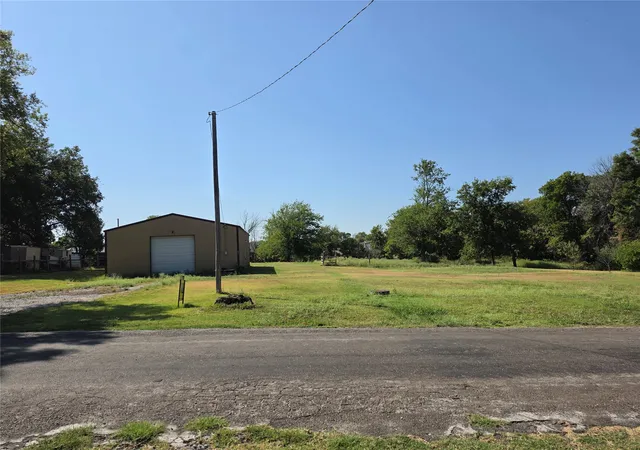 Photo 4 of Land for sale at 201 W 7th Street, Stratford, OK 74872 | MLS# 2633033 | Listing updated on 2026-09-12