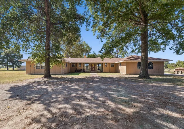 Photo 1 of Single family home for sale at 20220 E 700 Road, Wagoner, OK 74467 | MLS# 2633269 | Listing updated on 2026-09-14