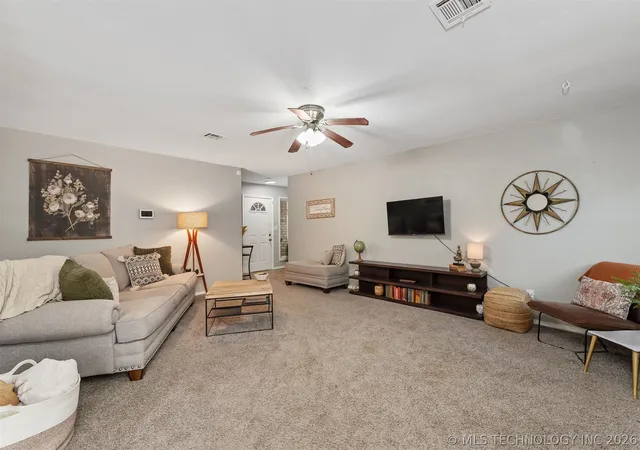 Photo 2 of Sale Pending at 1904 Deer Run, Muskogee, OK 74403 | MLS# 2633294 | Listing updated on 2026-09-11