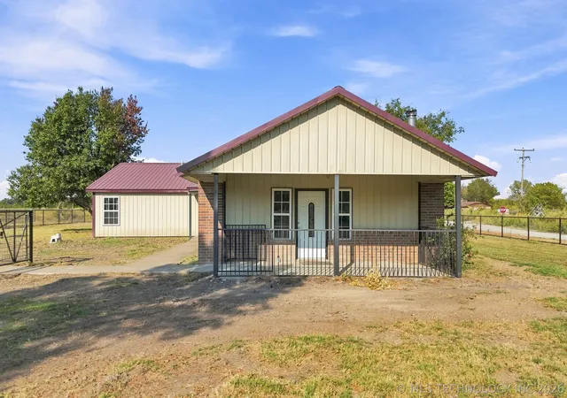 Photo 1 of Sale Pending at 22345 W 10th Street, Haskell, OK 74436 | MLS# 2632506 | Listing updated on 2026-09-29