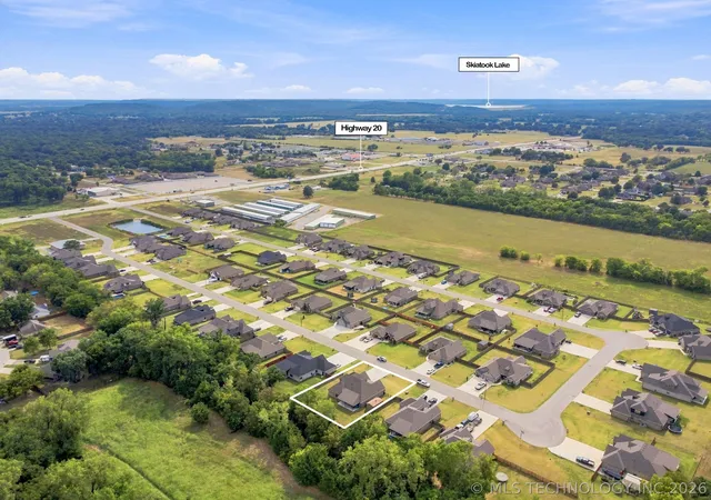 Photo 46 of Single family home for sale at 205 N Phillips St, Skiatook, OK 74070 | MLS# 2631665 | Listing updated on 2026-09-11