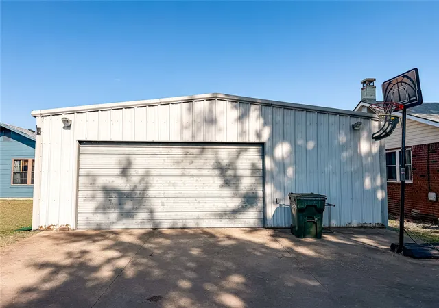 Photo 2 of Single family home for sale at 208 S Willey St, Fort Gibson, OK 74434 | MLS# 2633246 | Listing updated on 2026-09-13