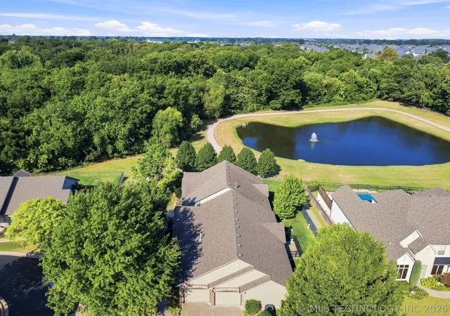 Photo 4 of Sale Pending at 5118 W Birmingham Pl, Broken Arrow, OK 74011 | MLS# 2633184 | Listing updated on 2026-09-11