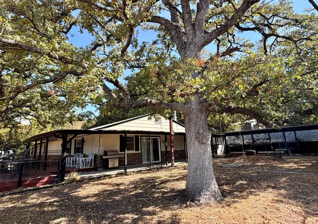 Photo 4 of Single family home for sale at 7386 Sooner Rd, Kingston, OK 73439 | MLS# 2633333 | Listing updated on 2026-09-11