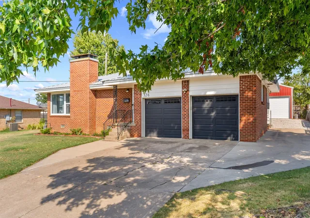 Photo 3 of Single family home for sale at 326 Boston Ave, Bartlesville, OK 74006 | MLS# 2632720 | Listing updated on 2026-10-05