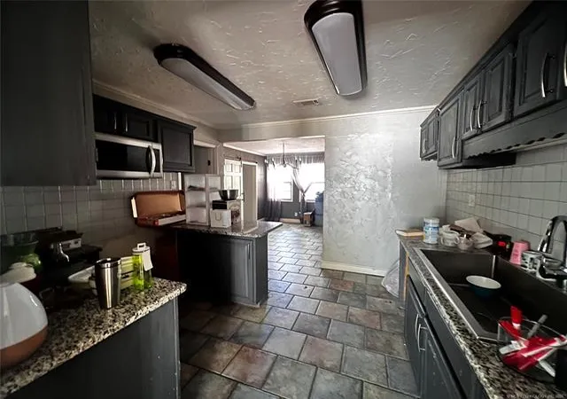 Photo 4 of Sale Pending at 321 North St SW, Ardmore, OK 73401 | MLS# 2633321 | Listing updated on 2026-10-05