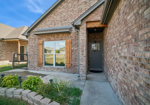 Photo 2 of Single family home for sale at 26776 E 143rd Street S, Coweta, OK 74429 | MLS# 2633235 | Listing updated on 2026-09-11