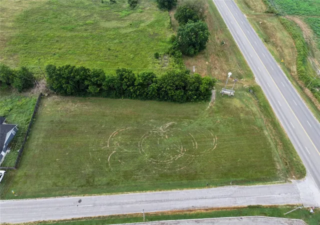 Photo 2 of Land for sale at Us Hwy 77, Davis, OK 73030 | MLS# 2631413 | Listing updated on 2026-09-09
