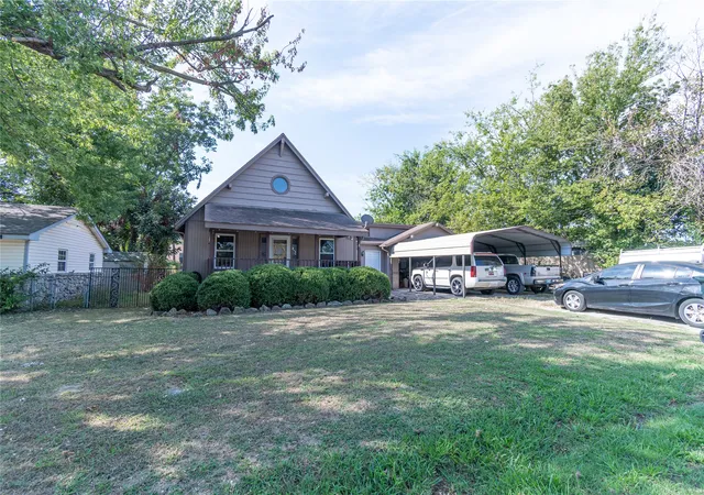 Photo 3 of Sale Pending at 1415 W Bert St, Claremore, OK 74017 | MLS# 2633389 | Listing updated on 2026-09-14