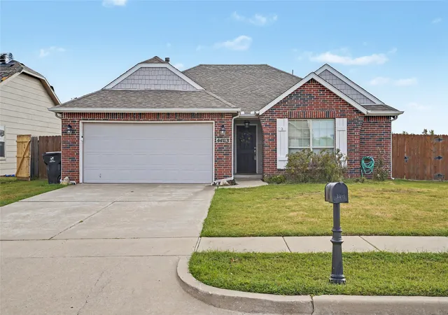Photo 3 of Sale Pending at 4403 N 35th Street, Broken Arrow, OK 74014 | MLS# 2633398 | Listing updated on 2026-10-06