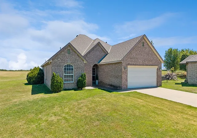 Single family home for sale at 34201 S 4220 Road, Inola, OK 74036 | MLS# 2631174