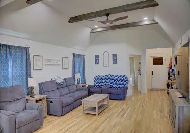 Photo 4 of Single family home for sale at 2420 W King Ln, Claremore, OK 74019 | MLS# 2633402 | Listing updated on 2026-09-11