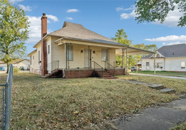 Photo 2 of Single family home for sale at 501 W Main, Haskell, OK 74436 | MLS# 2633232 | Listing updated on 2026-09-11