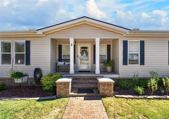 Photo 2 of Manufactured home for sale at 8538 Us Hwy 60, Bartlesville, OK 74003 | MLS# 2633419 | Listing updated on 2026-09-11