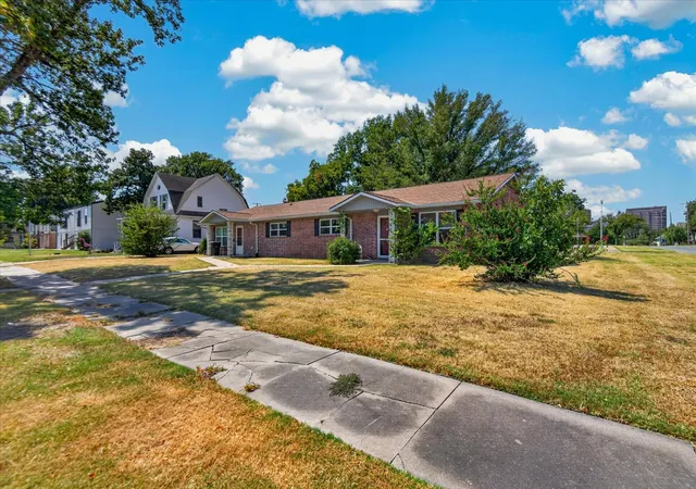 Photo 2 of Sale Pending at 301 S Chickasaw Ave, Bartlesville, OK 74003 | MLS# 2631569 | Listing updated on 2026-09-11