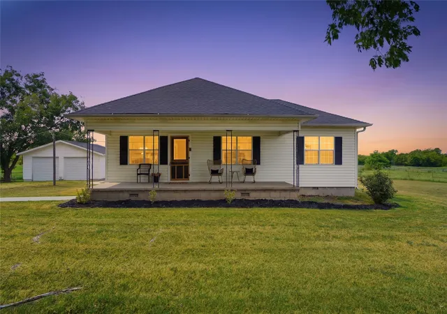 Photo 1 of Single family home for sale at 15802 Elwood Ave, Glenpool, OK 74033 | MLS# 2633446 | Listing updated on 2026-09-11