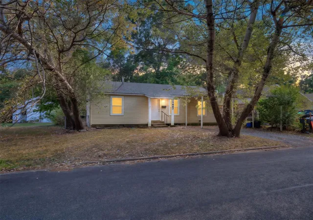 Photo 24 of Single family home for sale at 1907 Monta Ave, Muskogee, OK 74403 | MLS# 2633451 | Listing updated on 2026-09-11