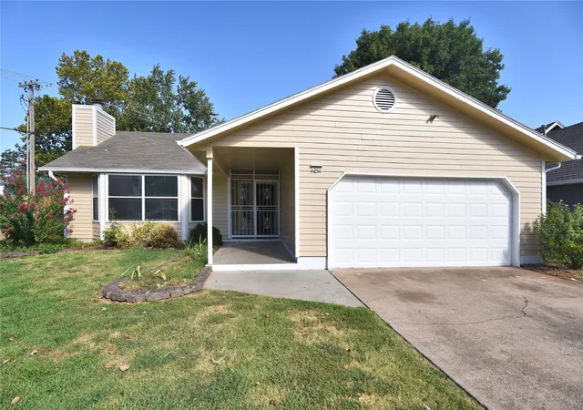 Single family home for sale at 1521 E 75th Court, Tulsa, OK 74136 | MLS# 2633336