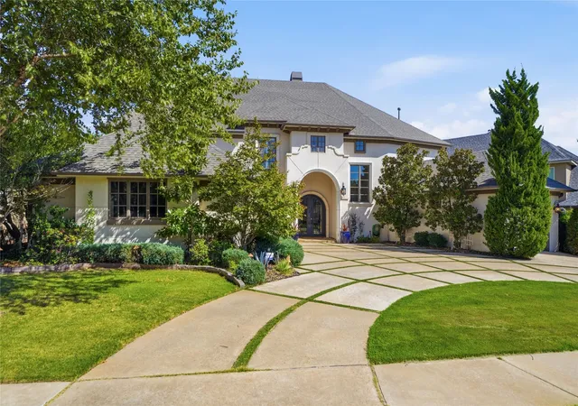 Photo 2 of Single family home for sale at 5708 W Austin St, Broken Arrow, OK 74011 | MLS# 2633392 | Listing updated on 2026-09-11