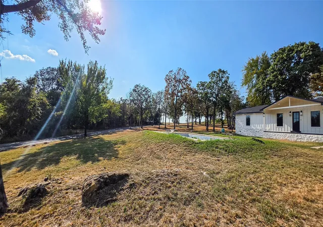 Photo 4 of Single family home for sale at 422311 E 1142 Road, Eufaula, OK 74432 | MLS# 2633292 | Listing updated on 2026-09-12