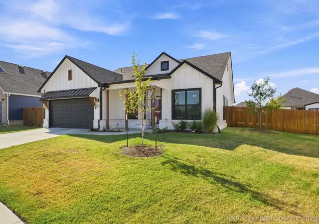 Photo 2 of Single family home for sale at 12014 E 108th Street N, Owasso, OK 74055 | MLS# 2632931 | Listing updated on 2026-09-11