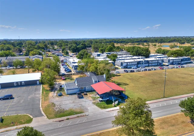 Photo 3 of Single family home for sale at 9768 E 11 Street, Tulsa, OK 74128 | MLS# 2633526 | Listing updated on 2026-09-11