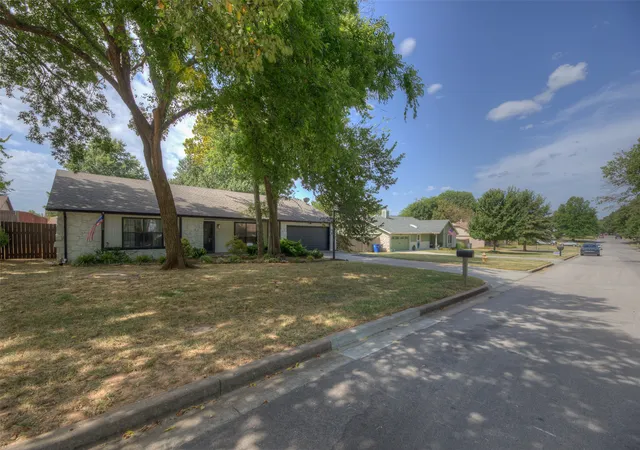 Photo 1 of Single family home for sale at 2526 W 68th Street, Tulsa, OK 74132 | MLS# 2633536 | Listing updated on 2026-10-07