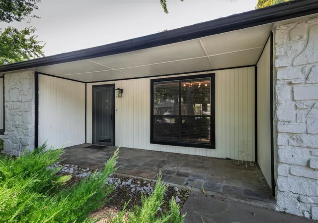 Photo 2 of Single family home for sale at 2526 W 68th Street, Tulsa, OK 74132 | MLS# 2633536 | Listing updated on 2026-10-07