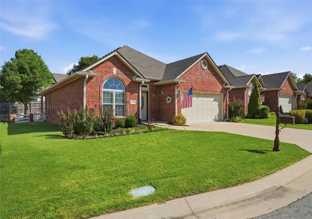 Photo 2 of Single family home for sale at 723 Woodland Ave, Sapulpa, OK 74066 | MLS# 2633188 | Listing updated on 2026-09-14