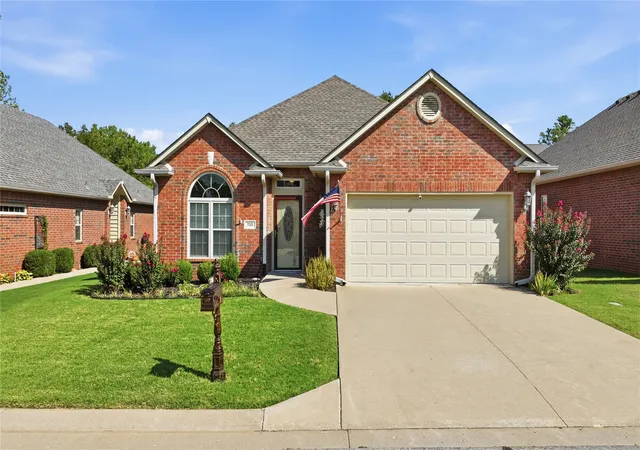 Photo 3 of Single family home for sale at 723 Woodland Ave, Sapulpa, OK 74066 | MLS# 2633188 | Listing updated on 2026-09-14