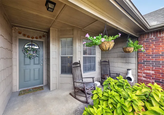 Photo 3 of Sale Pending at 11710 S Primrose St, Jenks, OK 74037 | MLS# 2633563 | Listing updated on 2026-09-14