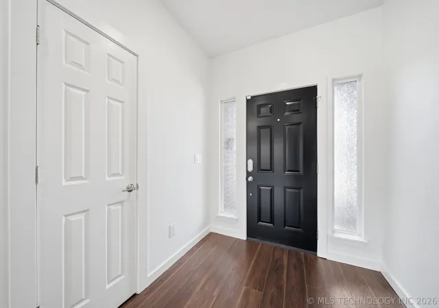 Photo 4 of Sale Pending at 1227 S Columbia Pl, Tulsa, OK 74104 | MLS# 2633521 | Listing updated on 2026-09-14