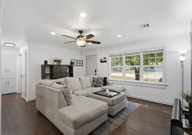 Photo 4 of Sale Pending at 5715 N Lewis Ave, Tulsa, OK 74130 | MLS# 2633574 | Listing updated on 2026-09-14