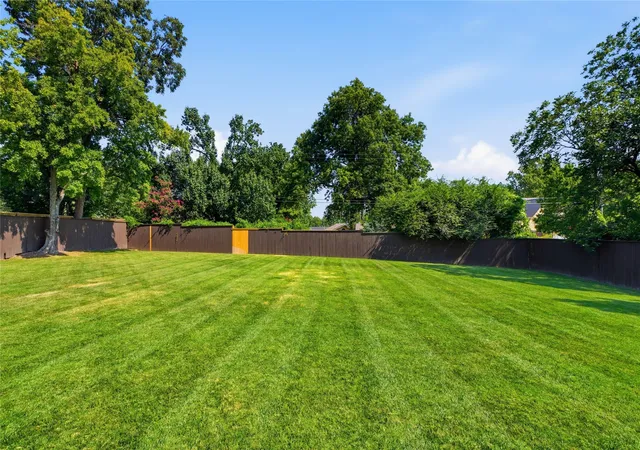 Photo 51 of Mansion for sale at 2621 E 38th Street, Tulsa, OK 74105 | MLS# 2633342 | Listing updated on 2026-09-11